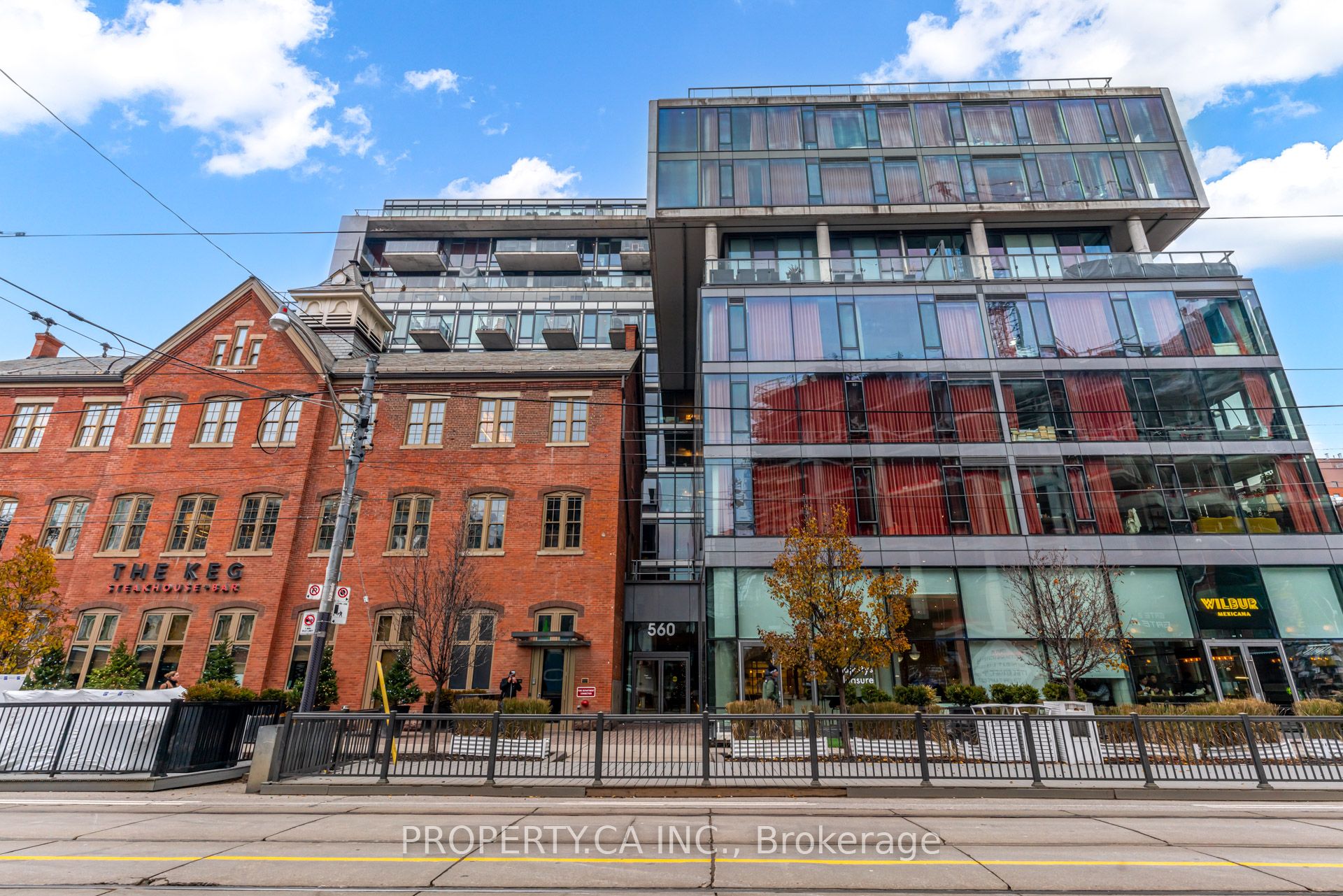 560 King Street W 1111, Toronto, ON M5V 1M1