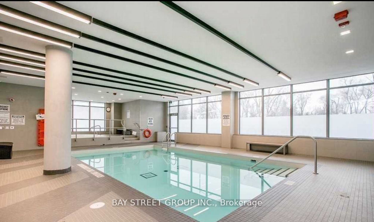 50 Forest Manor Road 1502, Toronto, ON M2J 0E3 photo 3