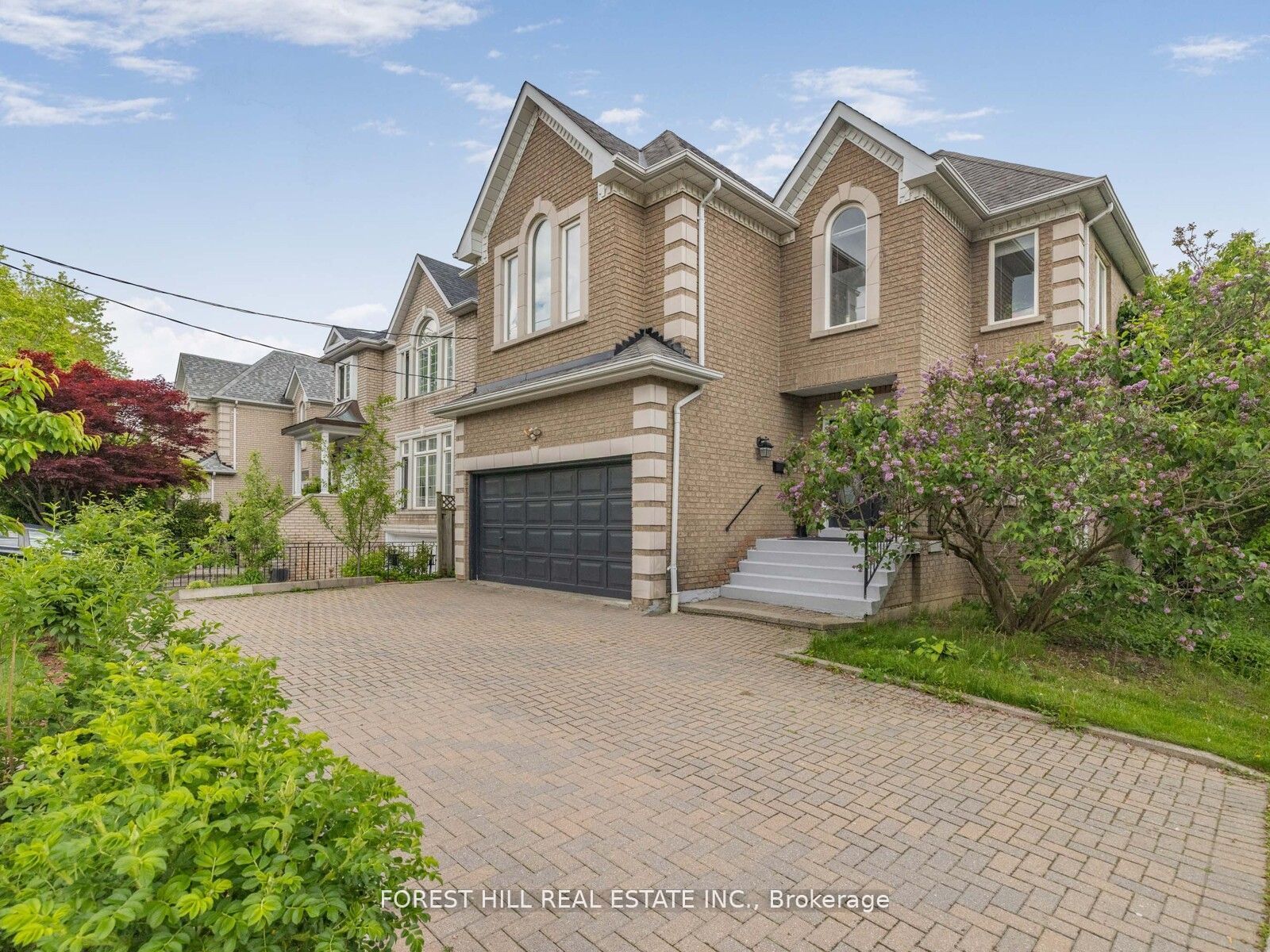 125 Spring Garden Avenue, Toronto, ON M2N 3G4