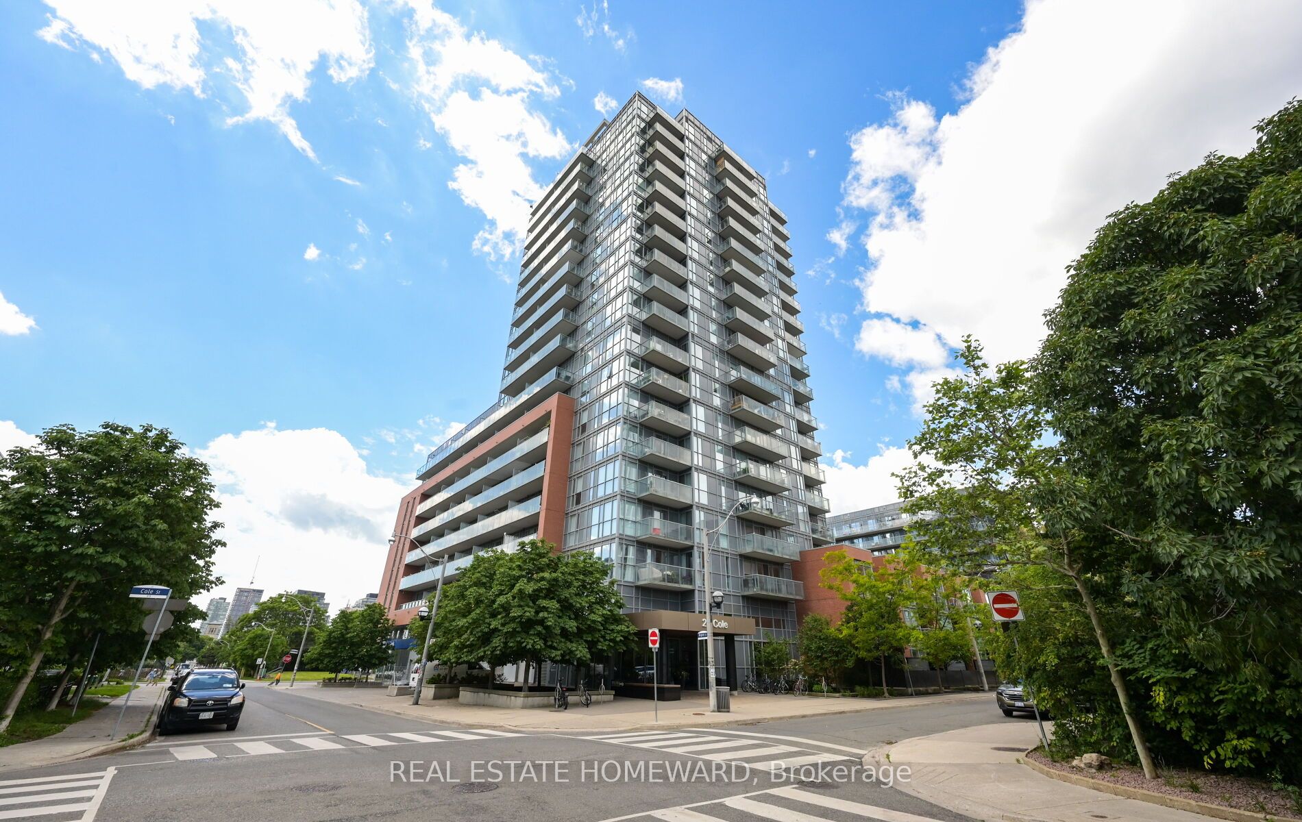 25 Cole Street 926, Toronto, ON M5A 4M3