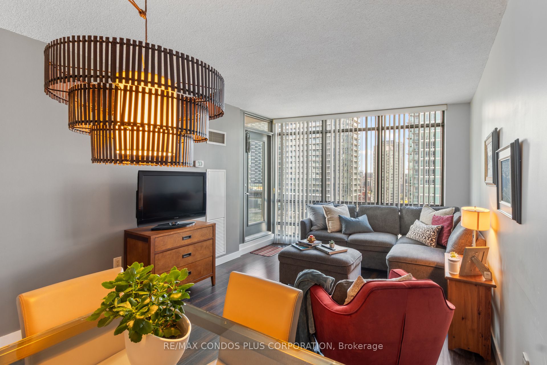 3 Navy Wharf Court 2205, Toronto, ON M5V 3V1