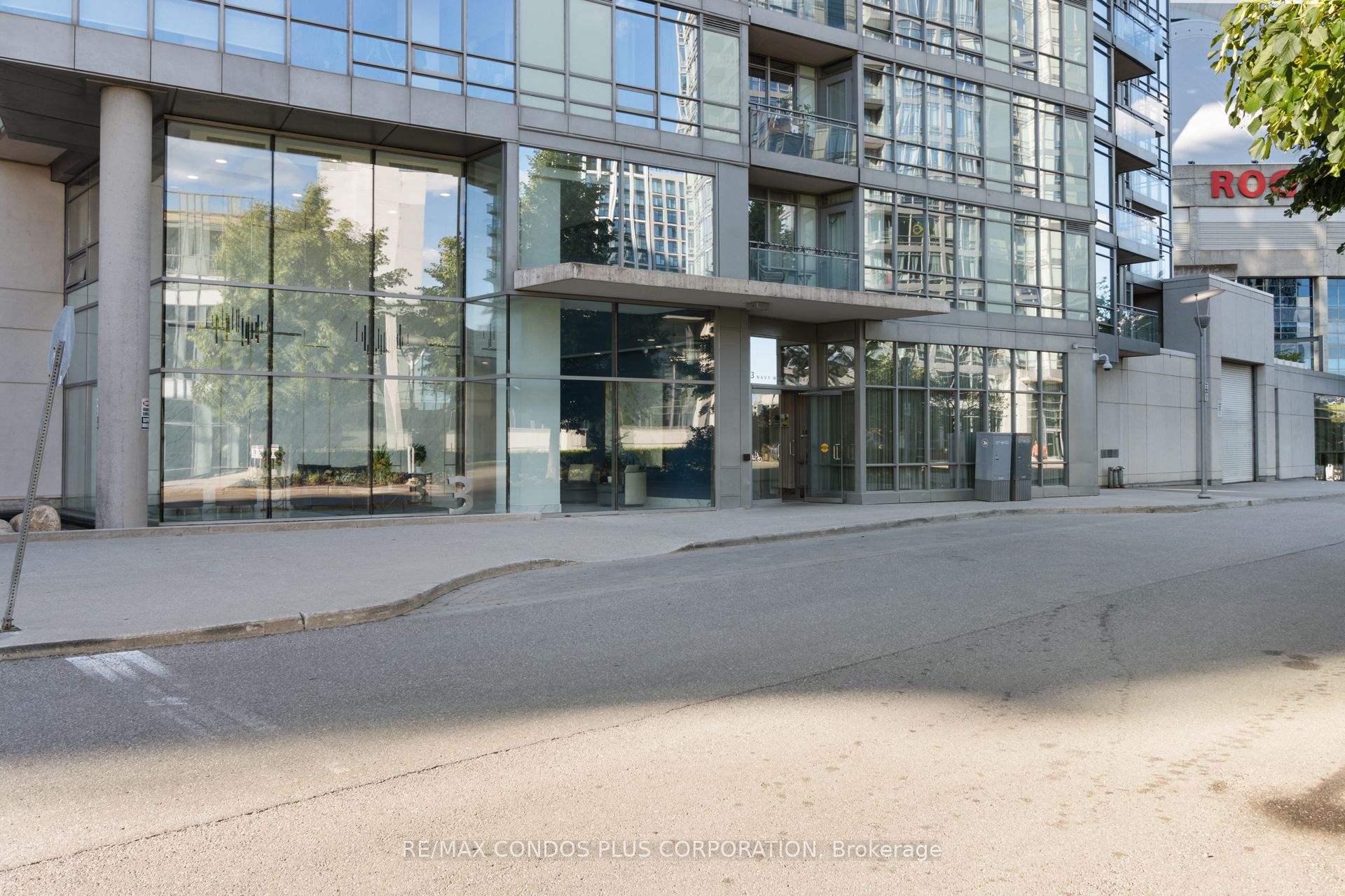 3 Navy Wharf Court 2205, Toronto, ON M5V 3V1 photo 5