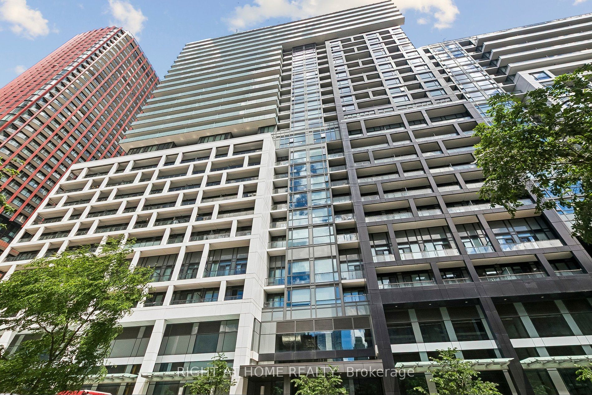 135 Lower Sherbourne Street 2328, Toronto, ON M5A 1Y4 photo 2
