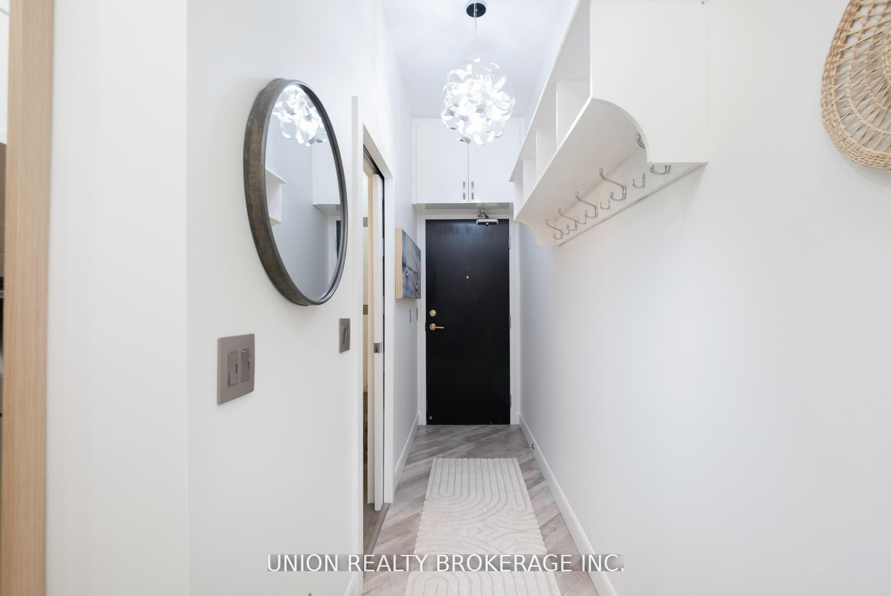 18 Yonge Street 606, Toronto, ON M5E 1Z8 photo 4
