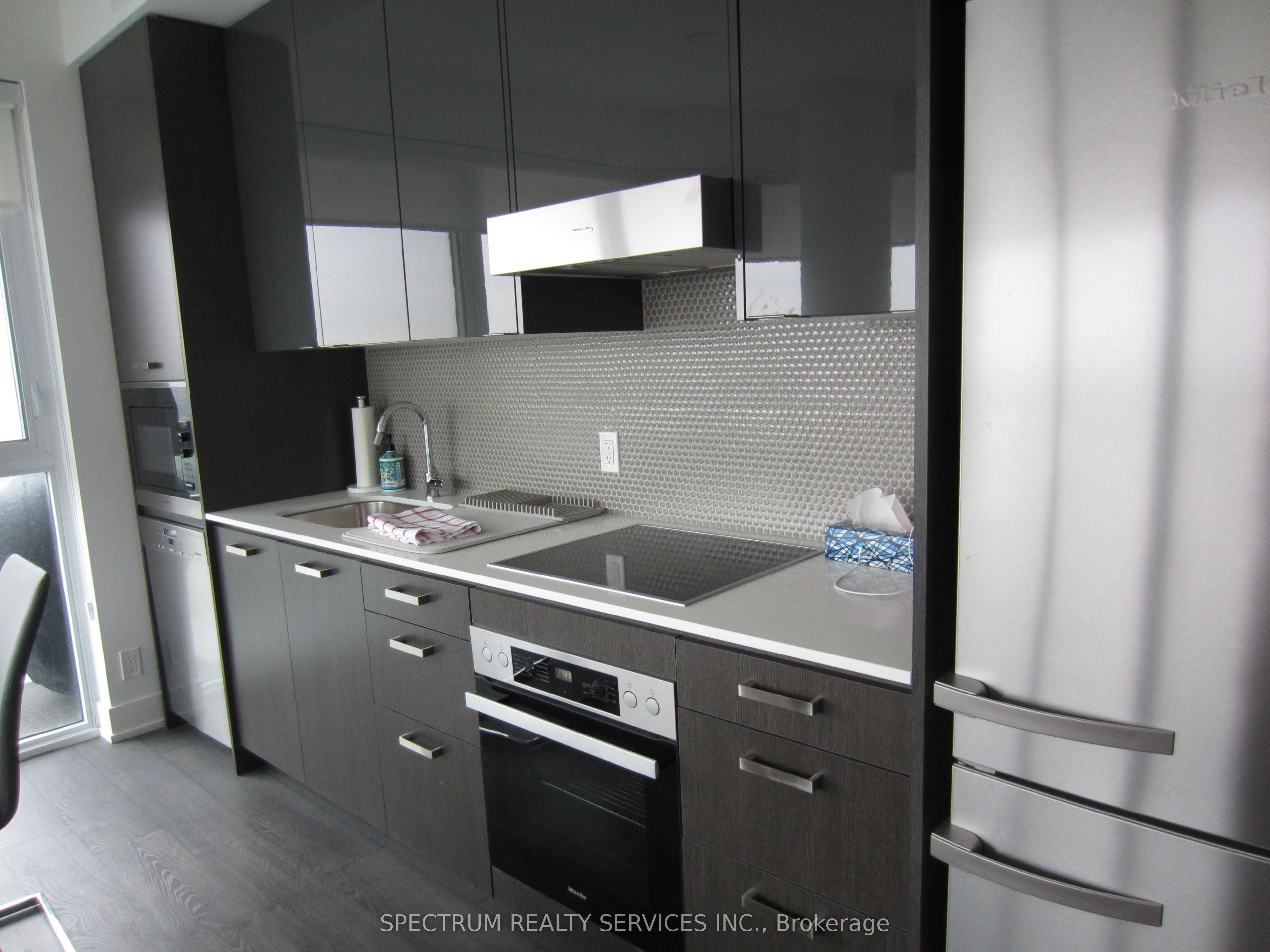 11 Lillian Street 1202, Toronto, ON M4S 2H7 photo 5