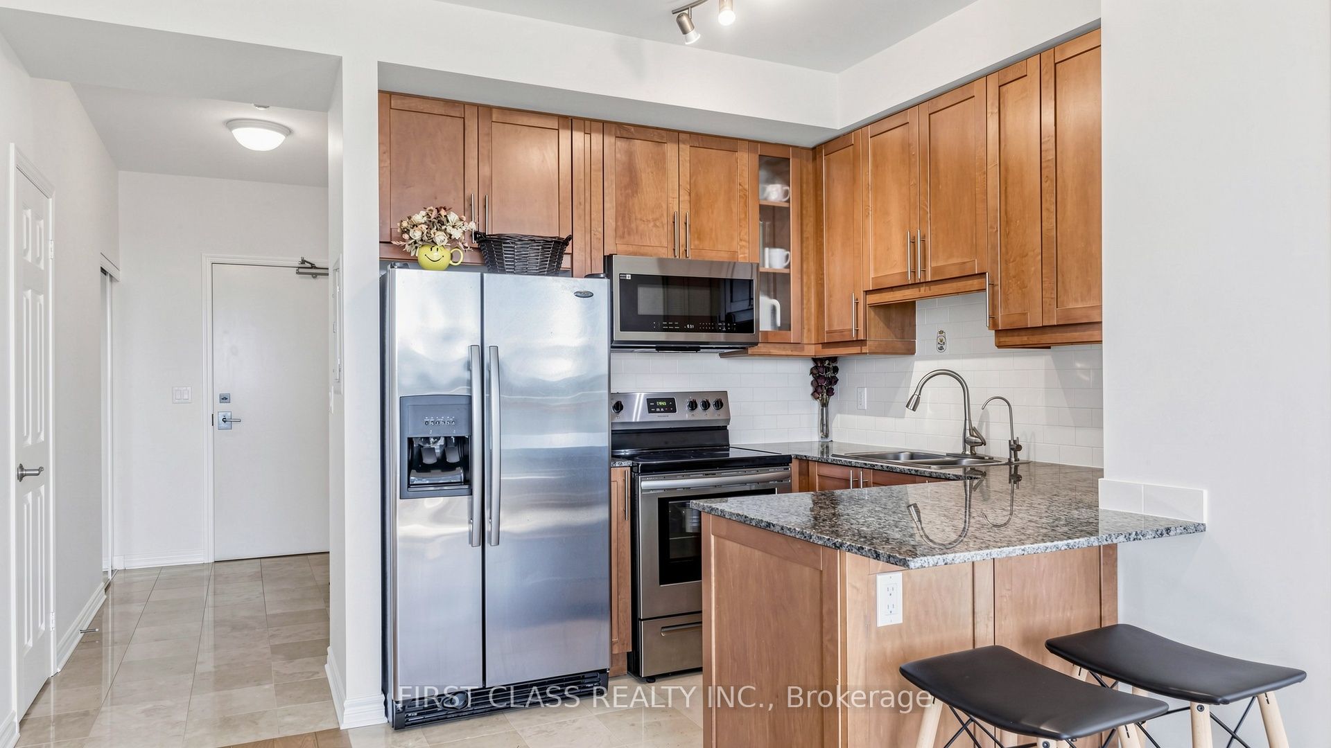 18 Holmes Avenue 612, Toronto, ON M2N 0E1 photo 4
