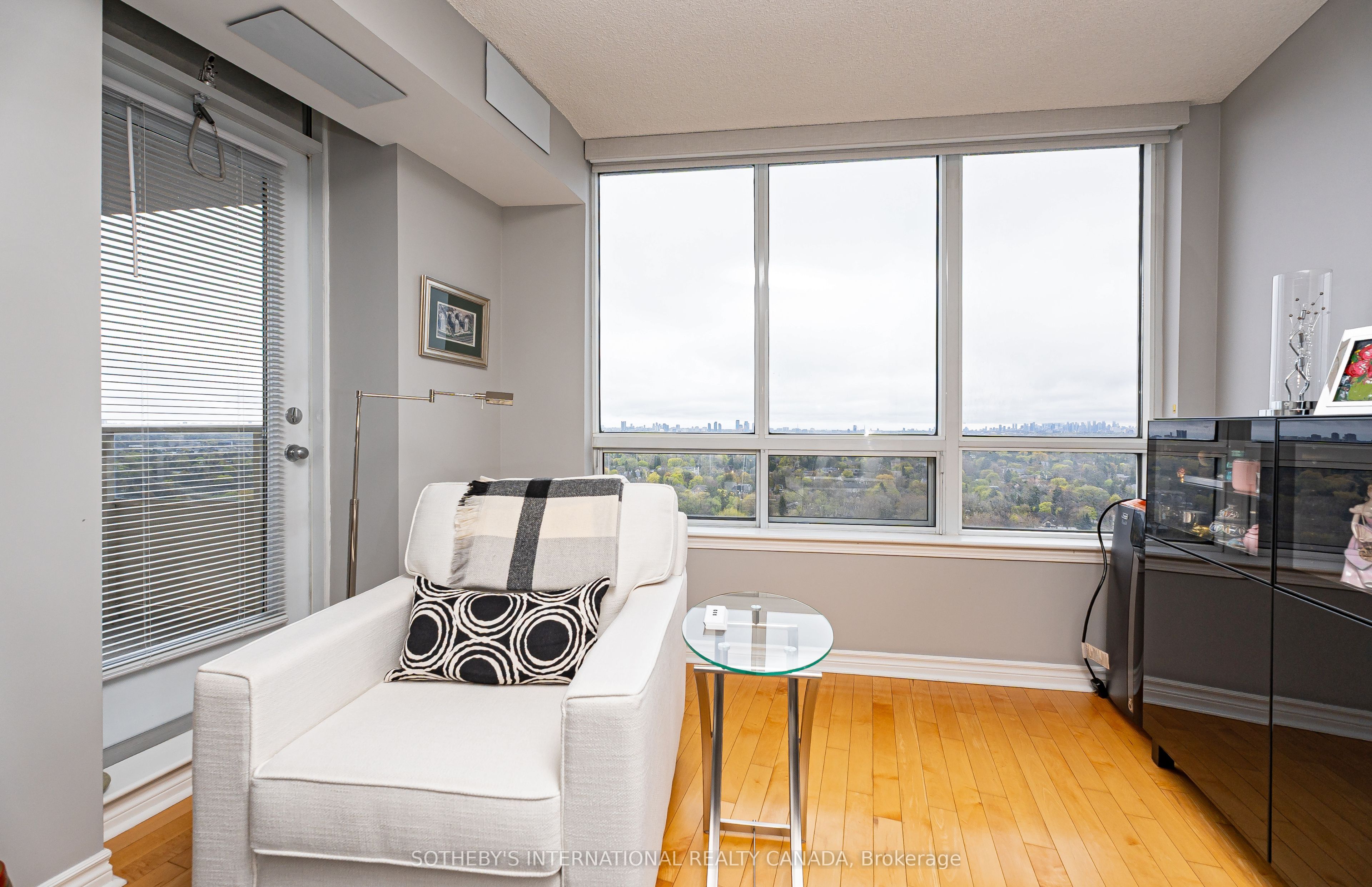 1 Rean Drive 2108, Toronto, ON M2K 3C1 photo 3