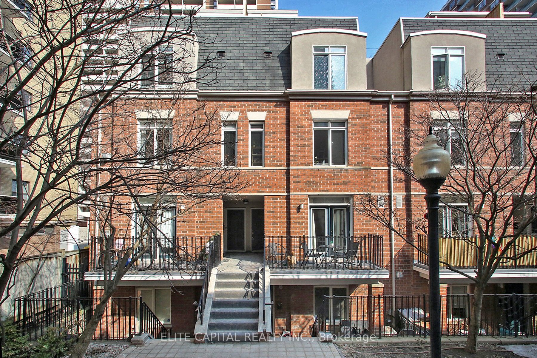 415 Jarvis Street 369, Toronto, ON M4Y 3C1 photo 3