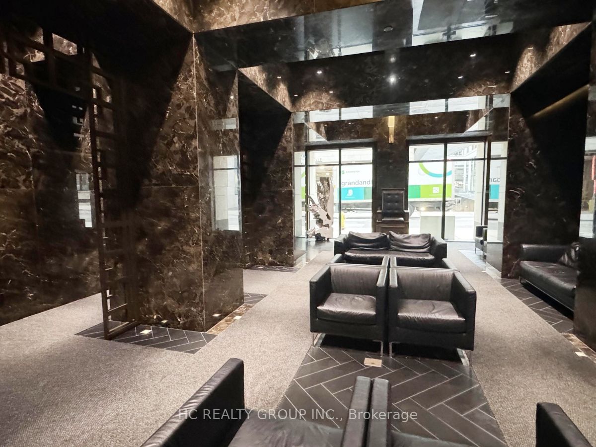 70 Temperance Street 3410, Toronto, ON M5H 0B1 photo 2