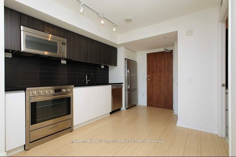 85 Queens Wharf Road 1910, Toronto, ON M5V 0J9 photo 4