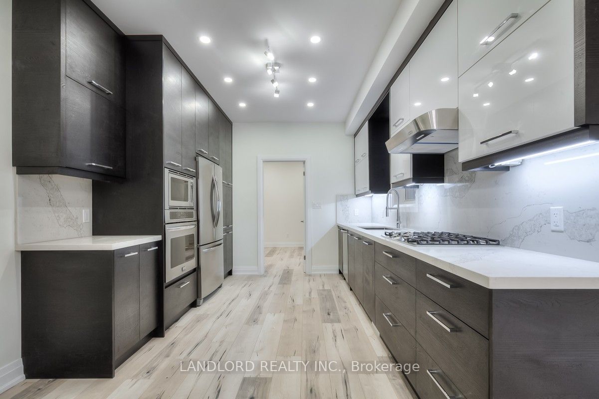 100 Massey Street Main & BSMT, Toronto, ON M6J 2T4