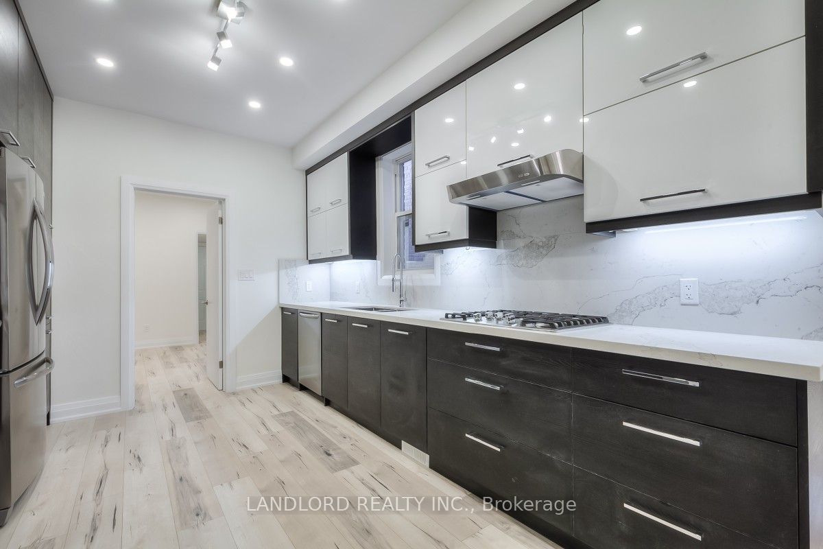 100 Massey Street Main & BSMT, Toronto, ON M6J 2T4 photo 2