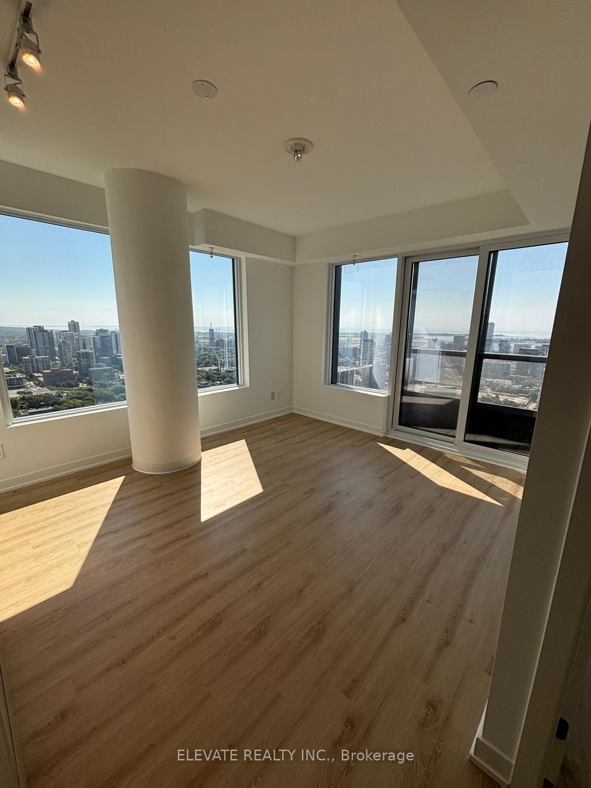 319 Jarvis Street 4315, Toronto, ON M5B 0C8 photo 4