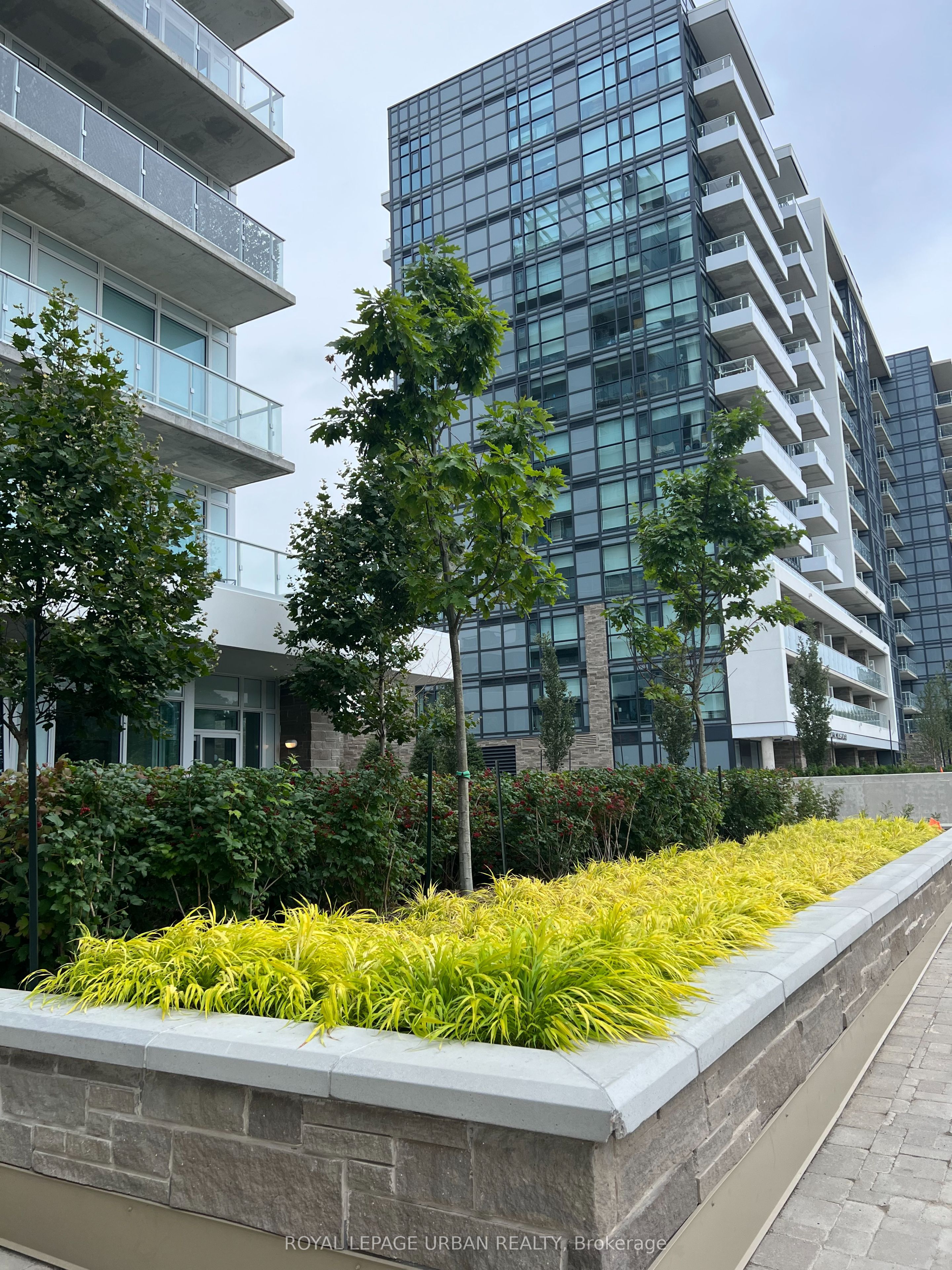 10 Deerlick Court 1217, Toronto, ON M3A 0A7 photo 2