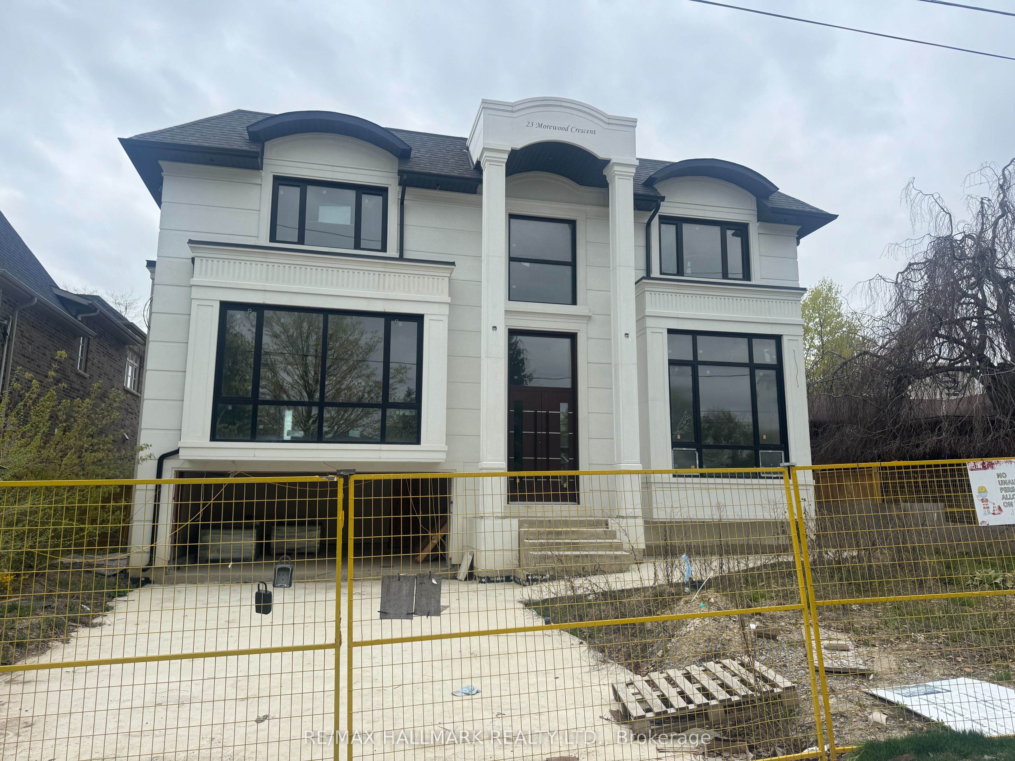 23 Morewood Crescent, Toronto, ON M2K 1L8
