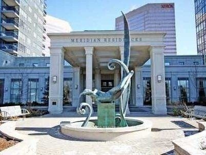 25 Greenview Avenue 2028, Toronto, ON M2M 0A5 photo 2