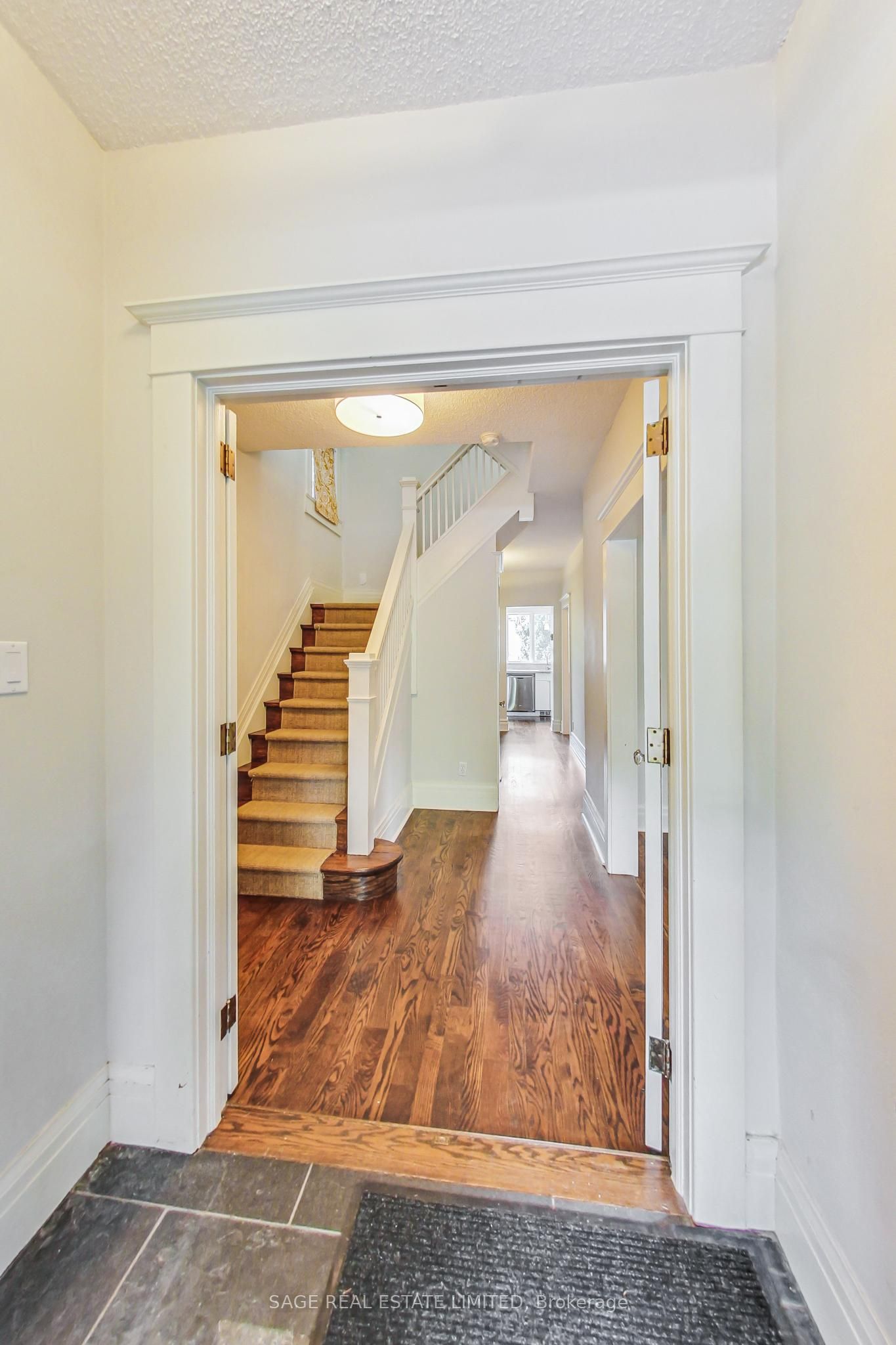 46 Alberta Avenue, Toronto, ON M6H 2R6 photo 3