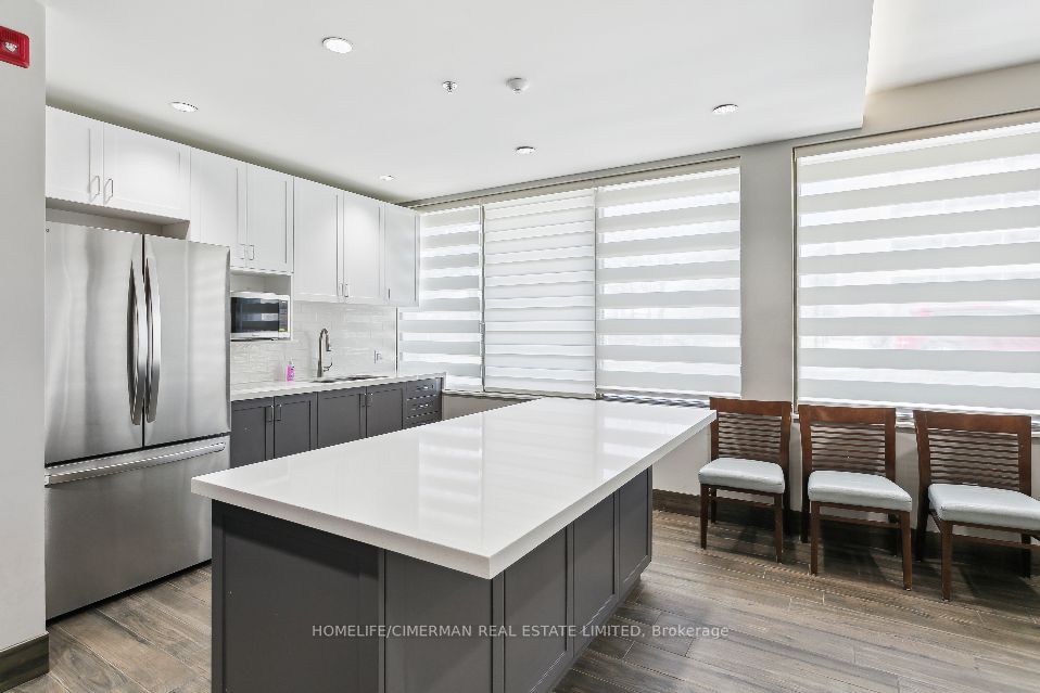 725 Don Mills Road 305, Toronto, ON M3C 1S6 photo 4
