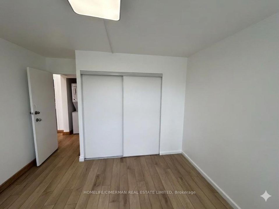 725 Don Mills Road 305, Toronto, ON M3C 1S6 photo 5
