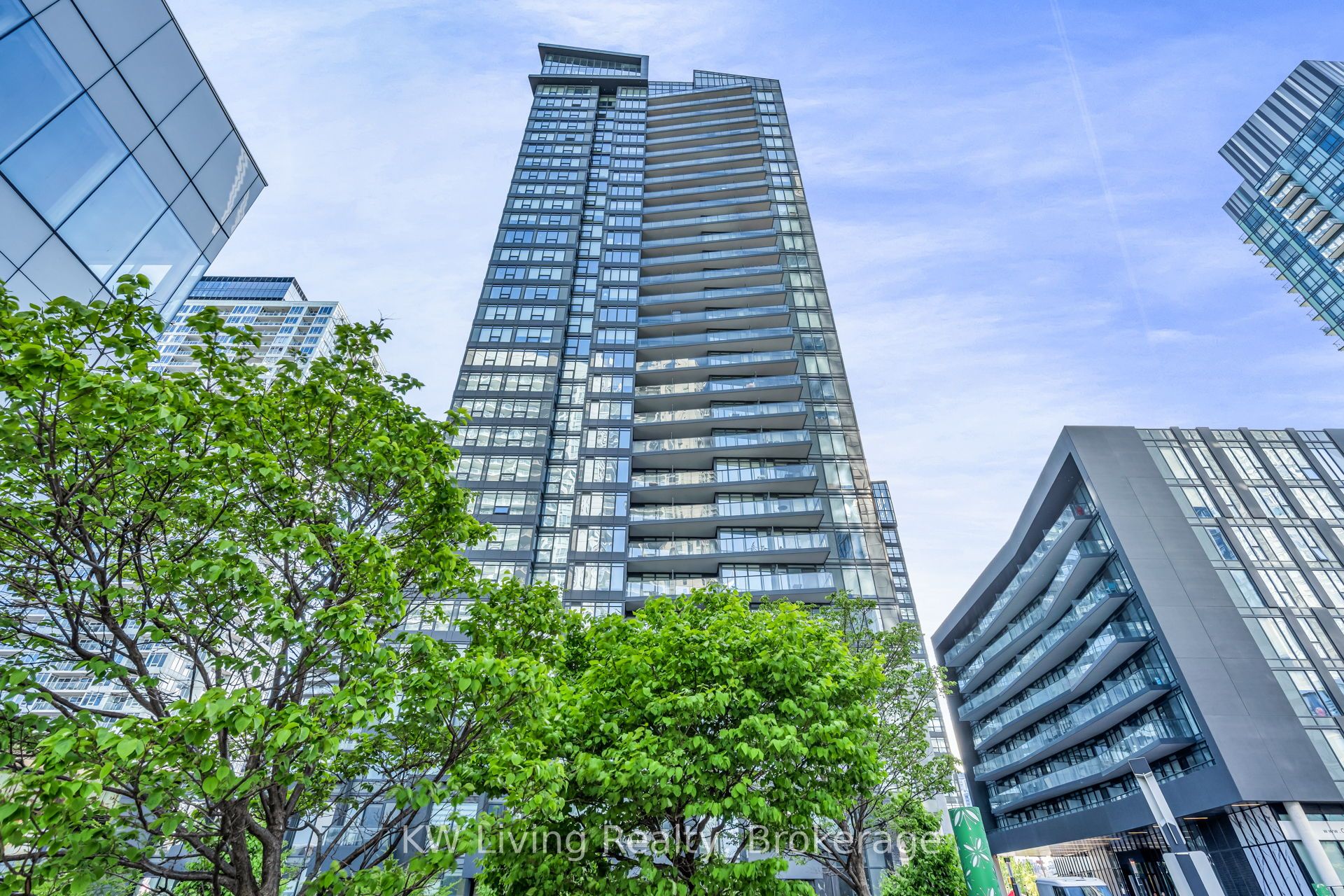 70 Queens Wharf Road 1601, Toronto, ON M5V 0J2 photo 2