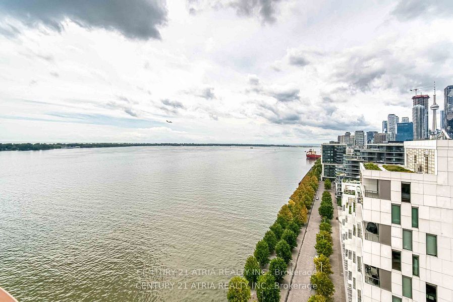 155 Merchants' Wharf N/A LPH12, Toronto, ON M5A 0P2
