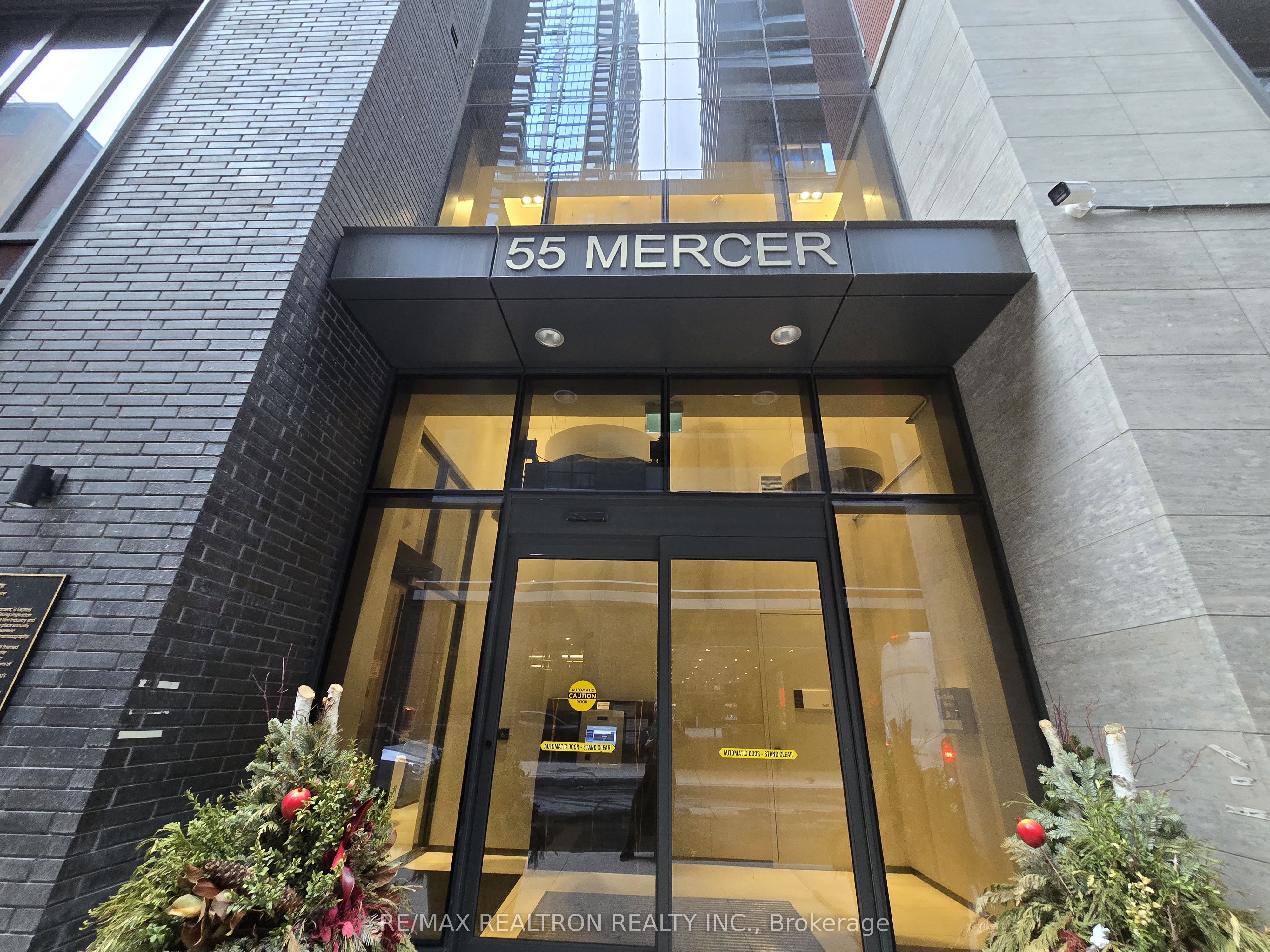 55 Mercer Street 1212, Toronto, ON M5V 3W2