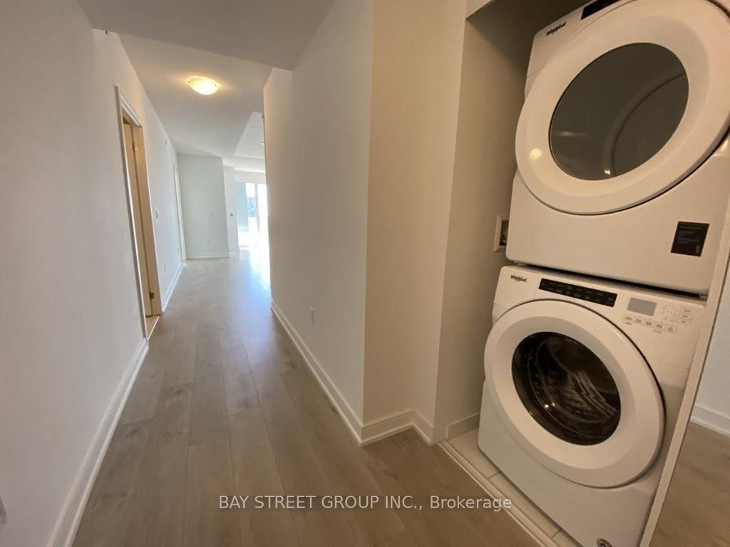 50 WELLESLEY Street E 3106, Toronto, ON M4Y 1G2 photo 3