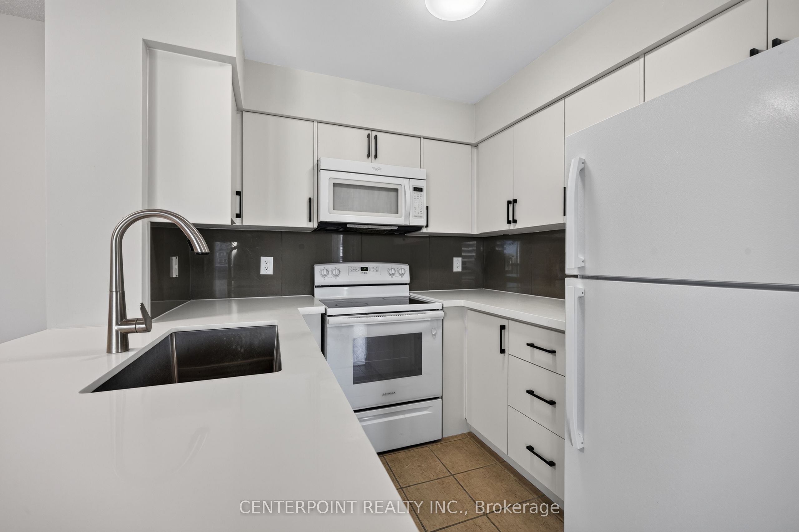 4978 Yonge Street 1715, Toronto, ON M2N 7G8 photo 4