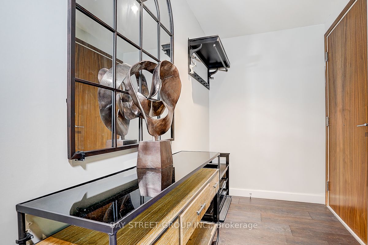 95 Mcmahon Drive 2512, Toronto, ON M2K 0H2 photo 3