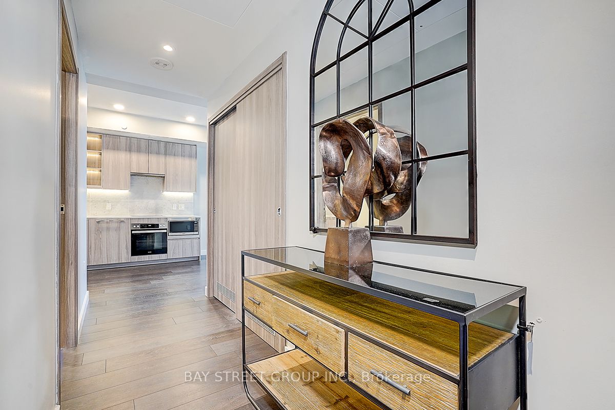 95 Mcmahon Drive 2512, Toronto, ON M2K 0H2 photo 4