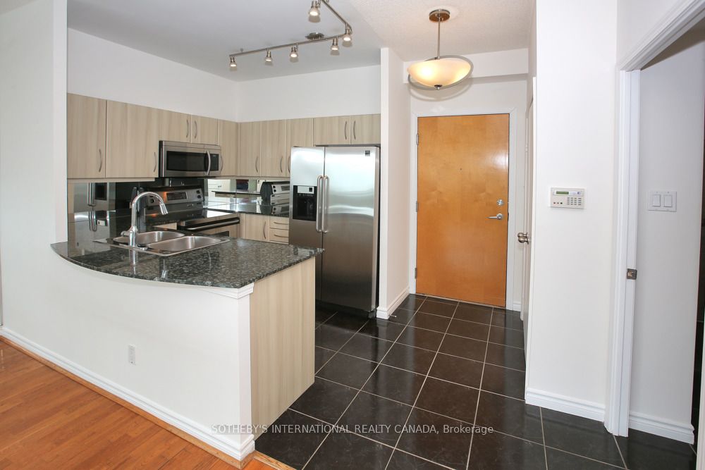 600 Queens Quay W SPH22, Toronto, ON M5V 3M3 photo 3