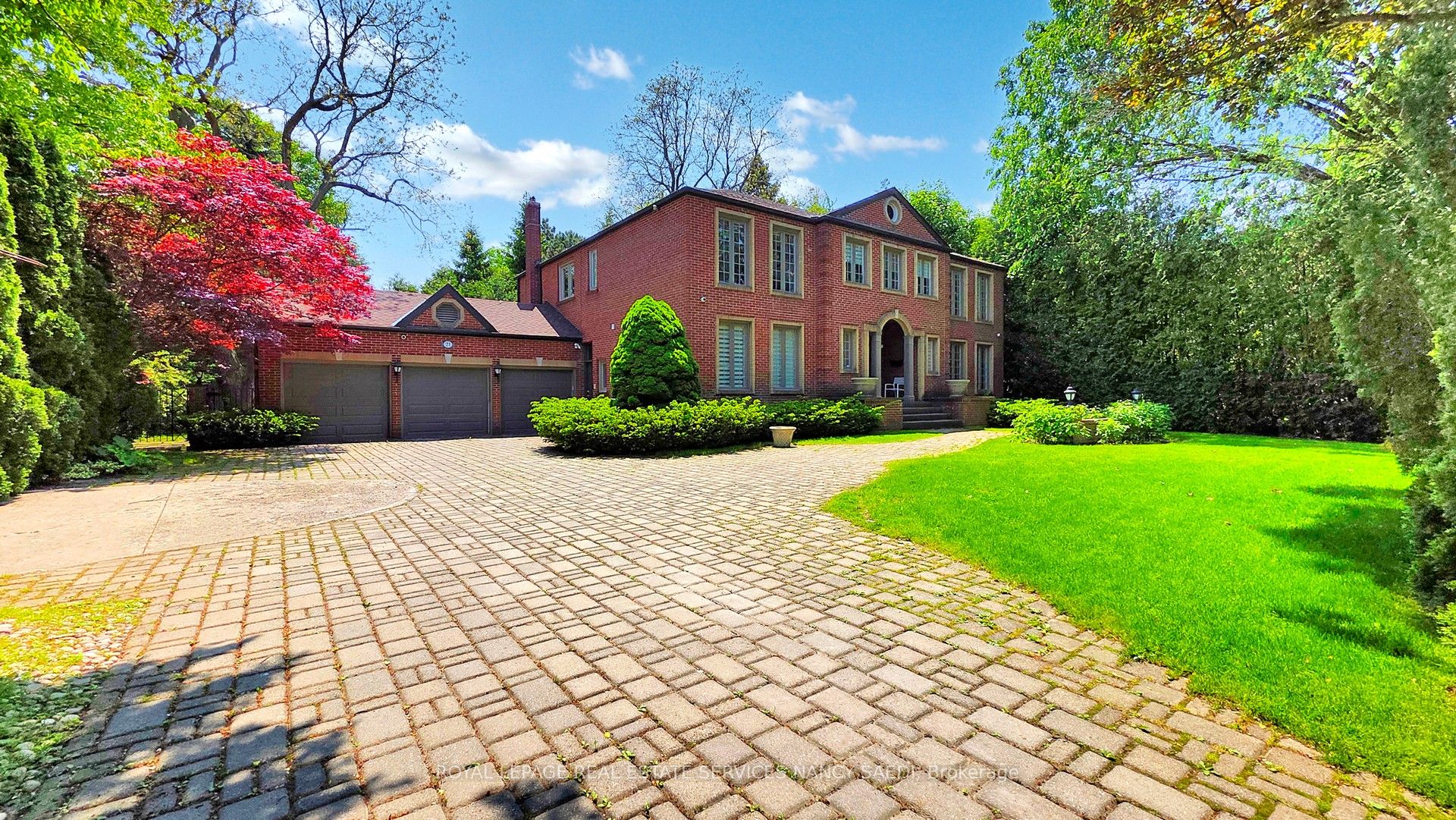 21 Forest Heights Boulevard, Toronto, ON M2L 1G4 photo 4