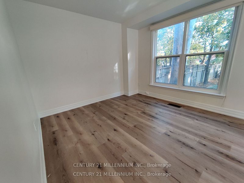 59 Garthdale Court Main, Toronto, ON M3H 5P7 photo 5