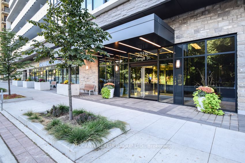 3018 Yonge Street UPH8, Toronto, ON M4N 0A5 photo 3
