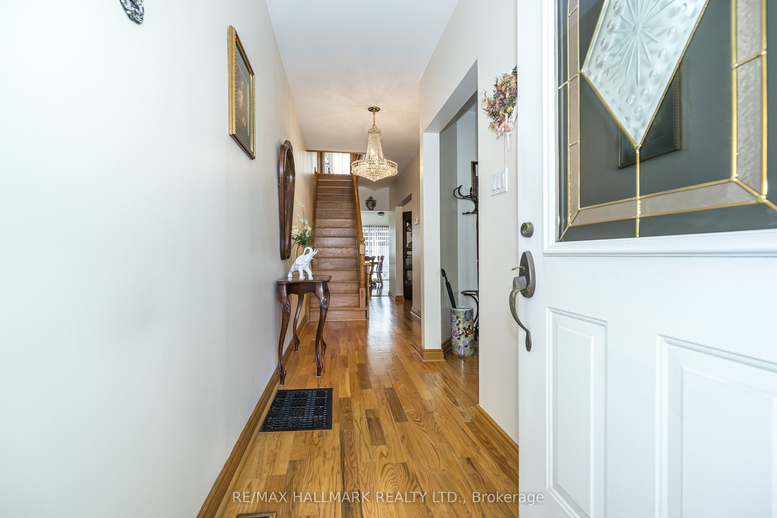 47 Montrose Avenue, Toronto, ON M6J 2T6 photo 3