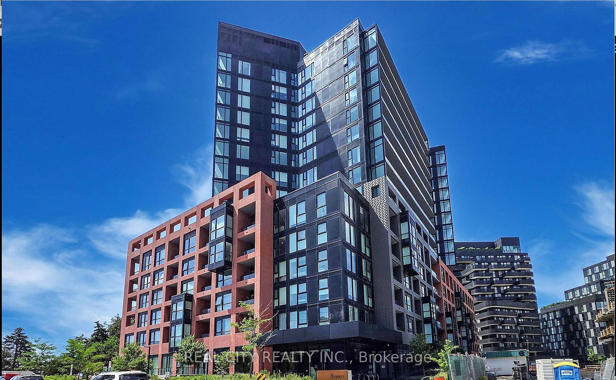 8 Tippett Road 808, Toronto, ON M3H 0E7