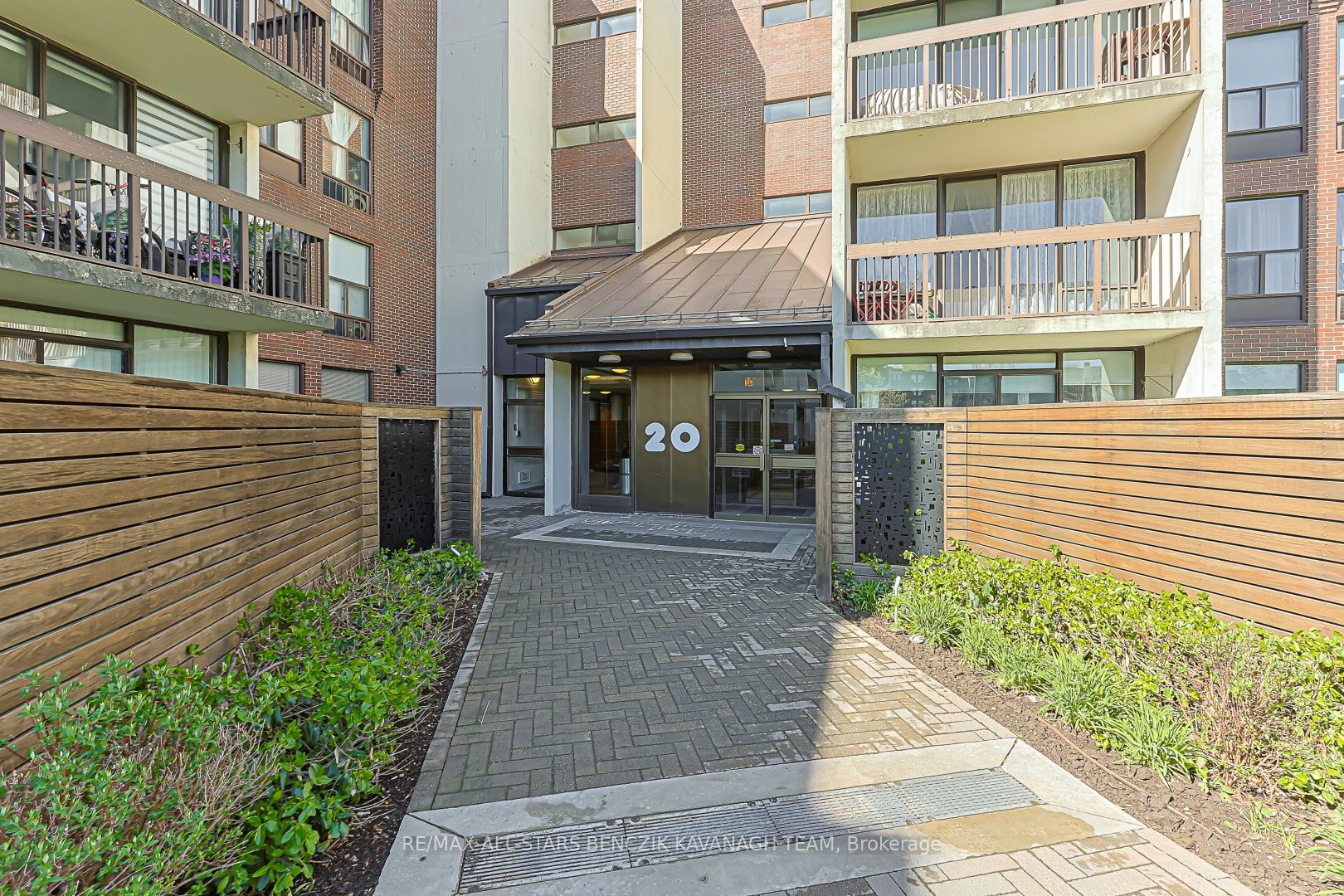 20 Fashion Roseway 408, Toronto, ON M2N 6B5 photo 2