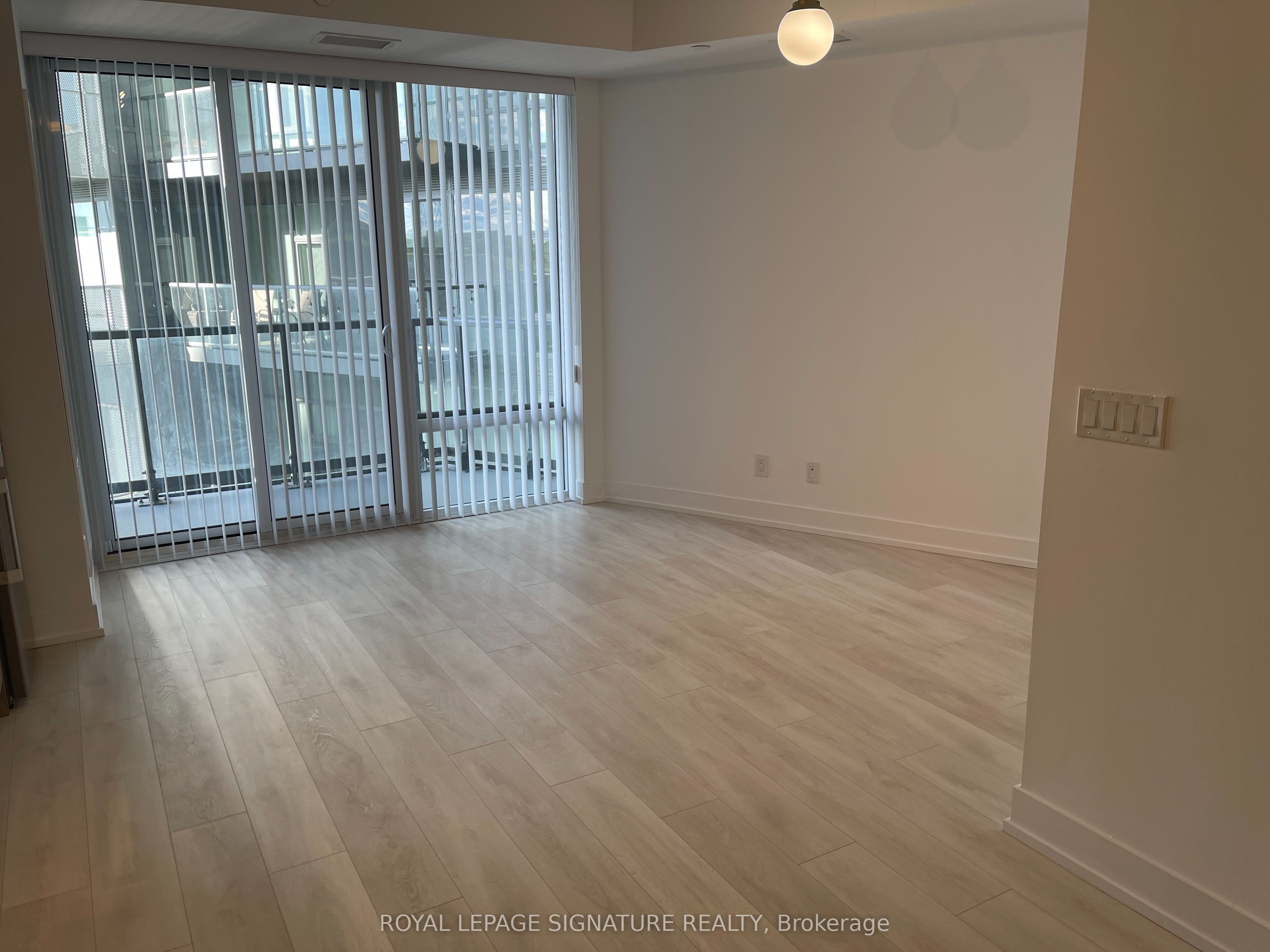 25 Adra Grado Way 701, Toronto, ON M2J 0H6 photo 4