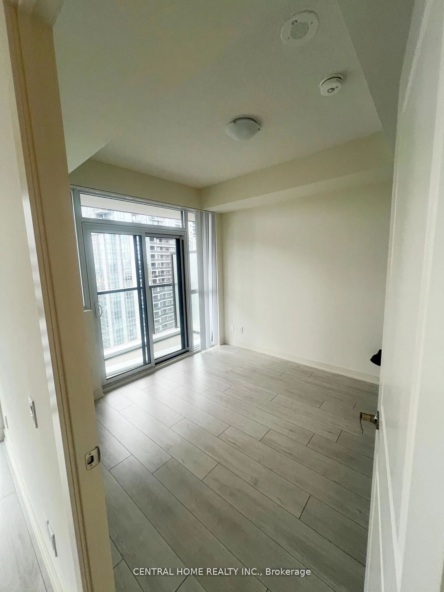 4955 Yonge Street 2815, Toronto, ON M2N 0L8 photo 5