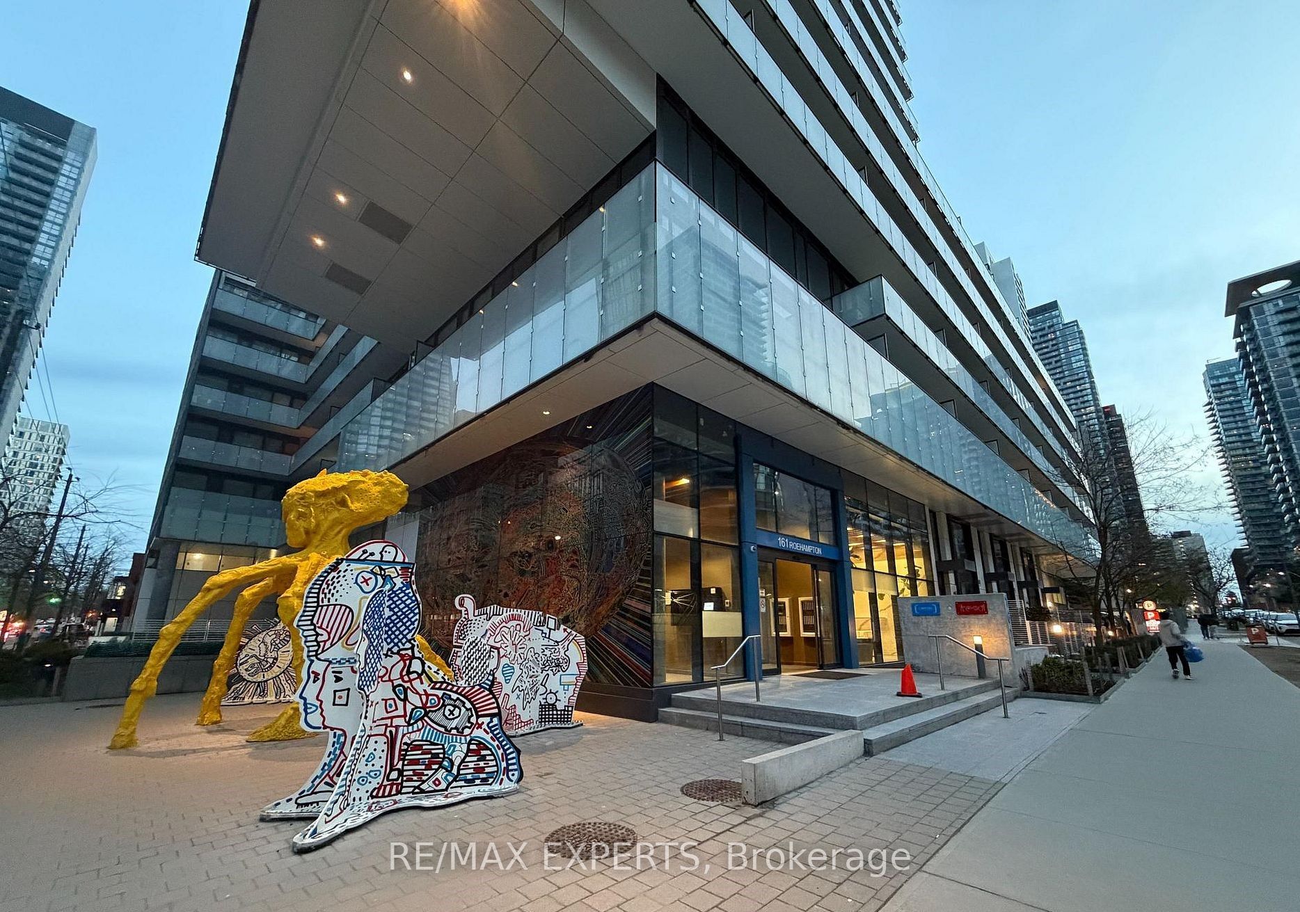 161 Roehampton Avenue 530, Toronto, ON M4P 0C8