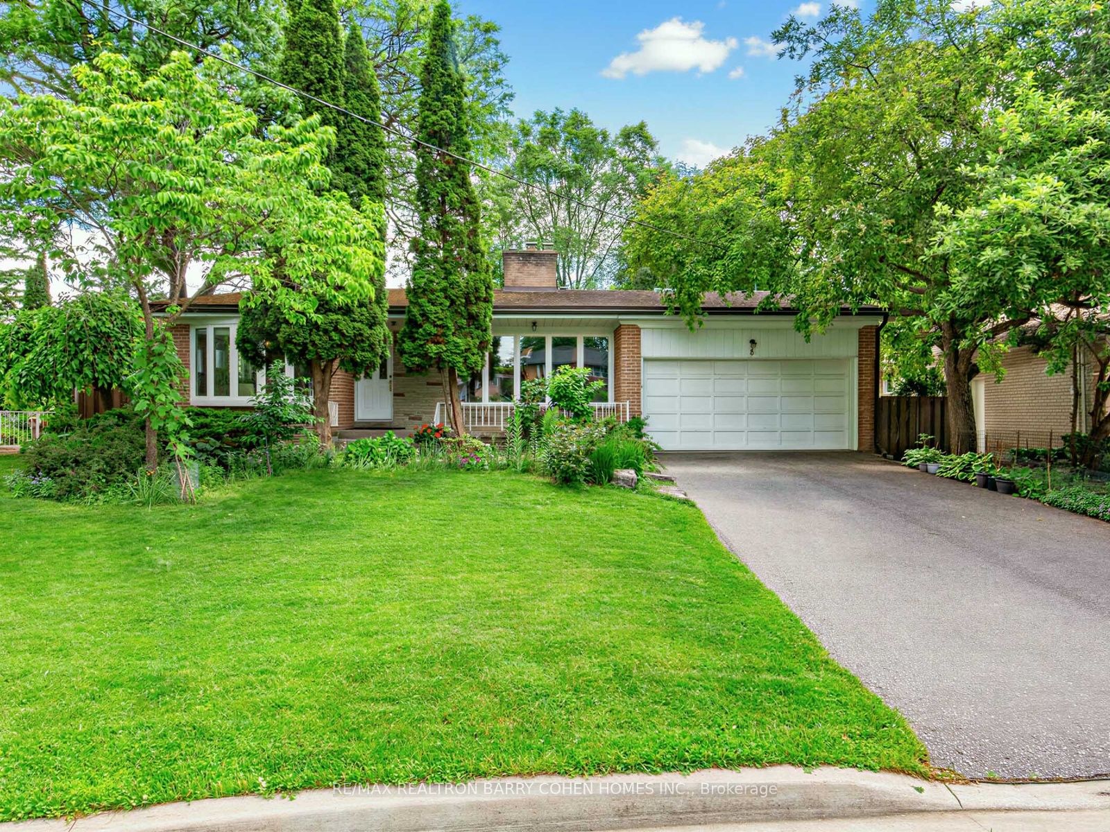 8 Boldmere Crescent, Toronto, ON M2J 2R9 photo 3
