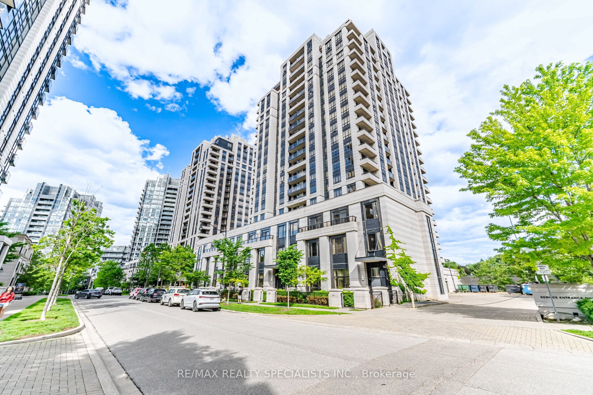 100 Harrison Garden Boulevard 714, Toronto, ON M2N 0C2
