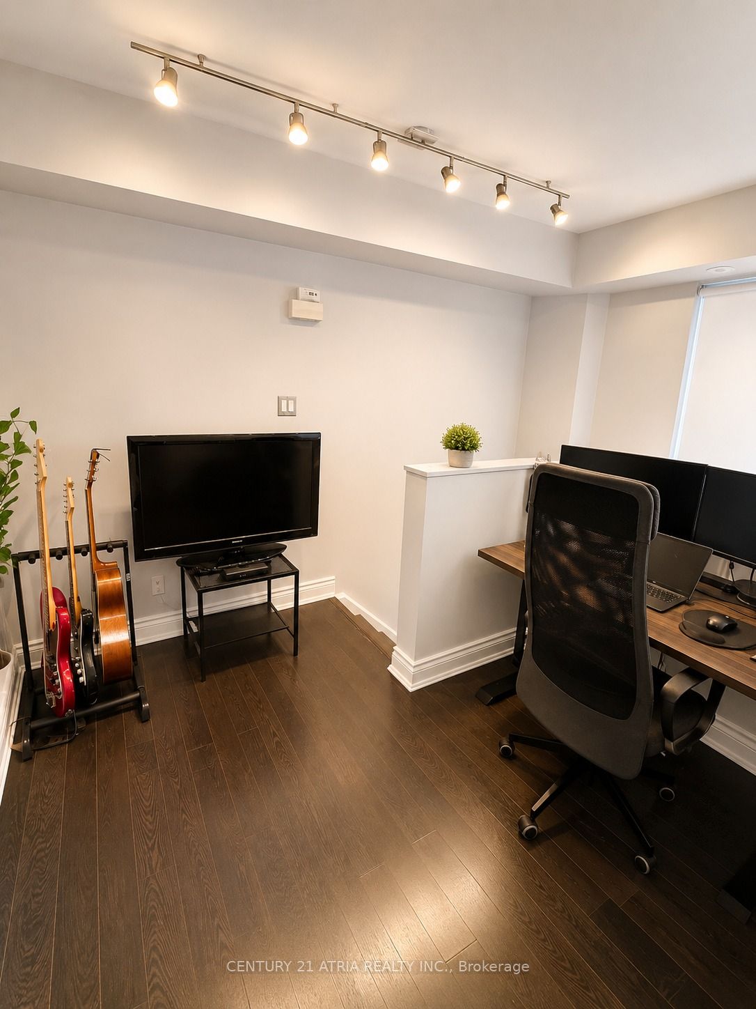46 East Liberty Street 512, Toronto, ON M6K 3P2 photo 5