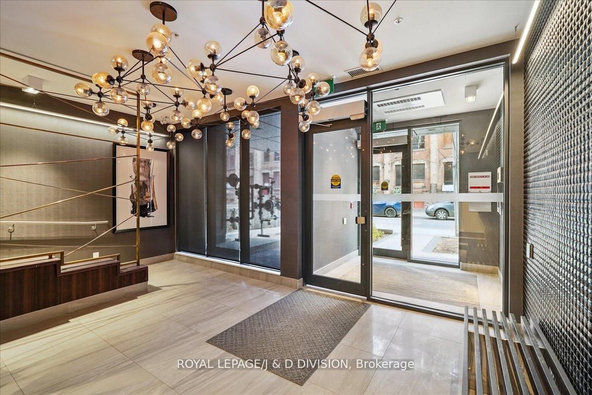 90 Niagara Street 405, Toronto, ON M5V 0P9 photo 5
