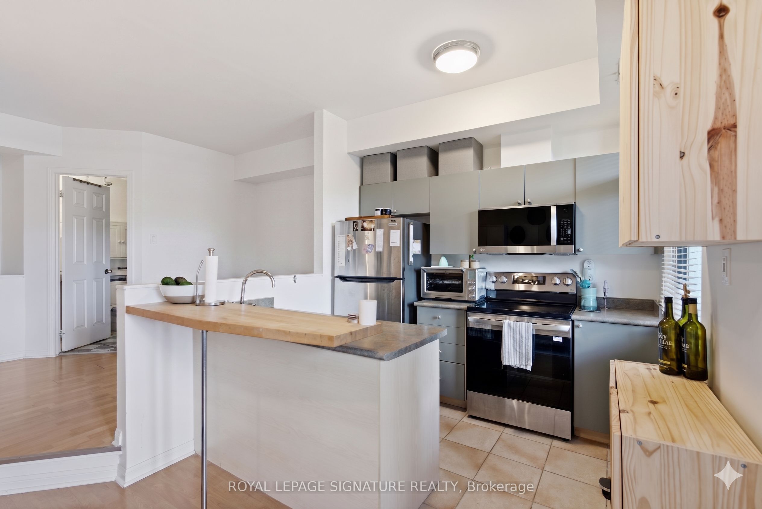 550 Front Street W 413, Toronto, ON M5V 3N5 photo 5
