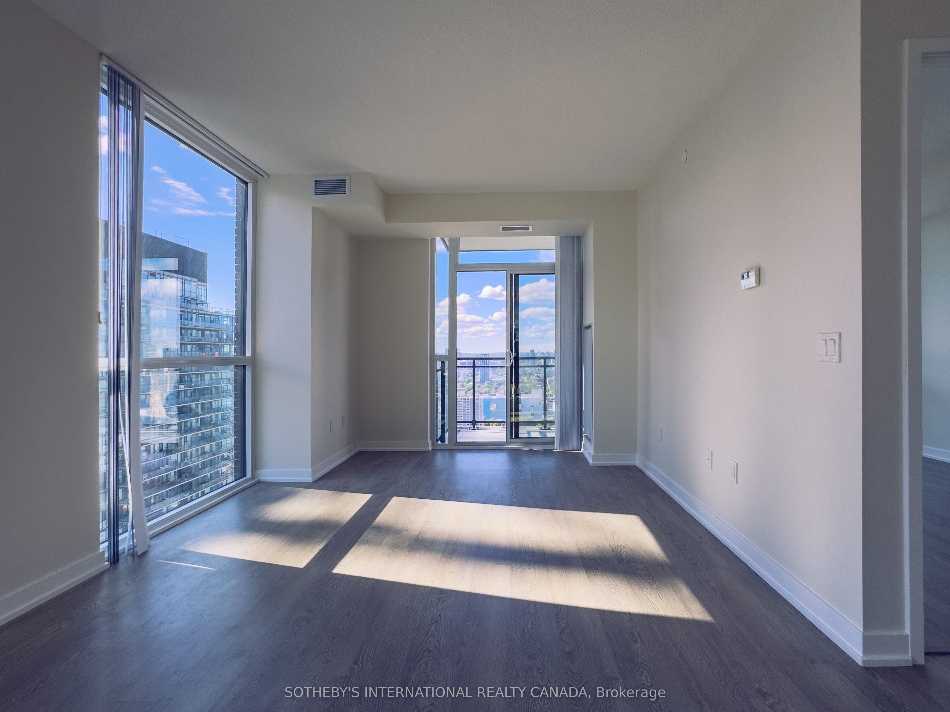 99 John Street 3807, Toronto, ON M5V 0S6 photo 5