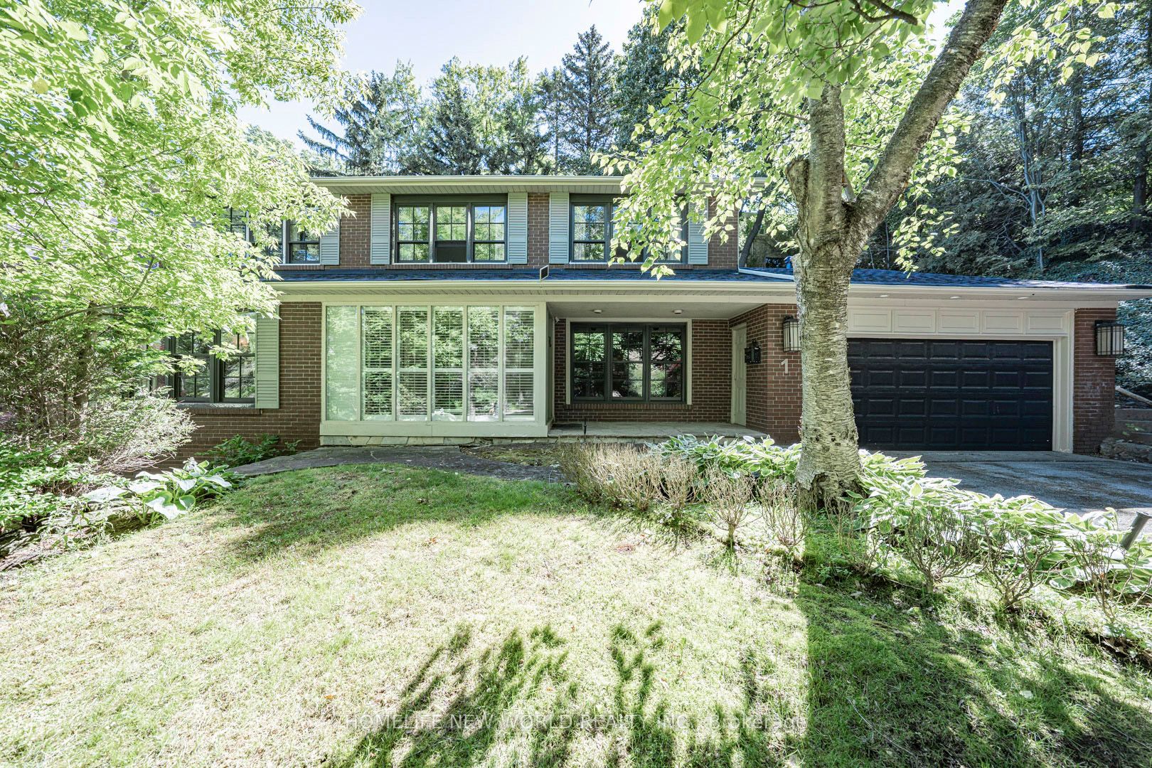 1 Campbell Crescent, Toronto, ON M2P 1P1 photo 2