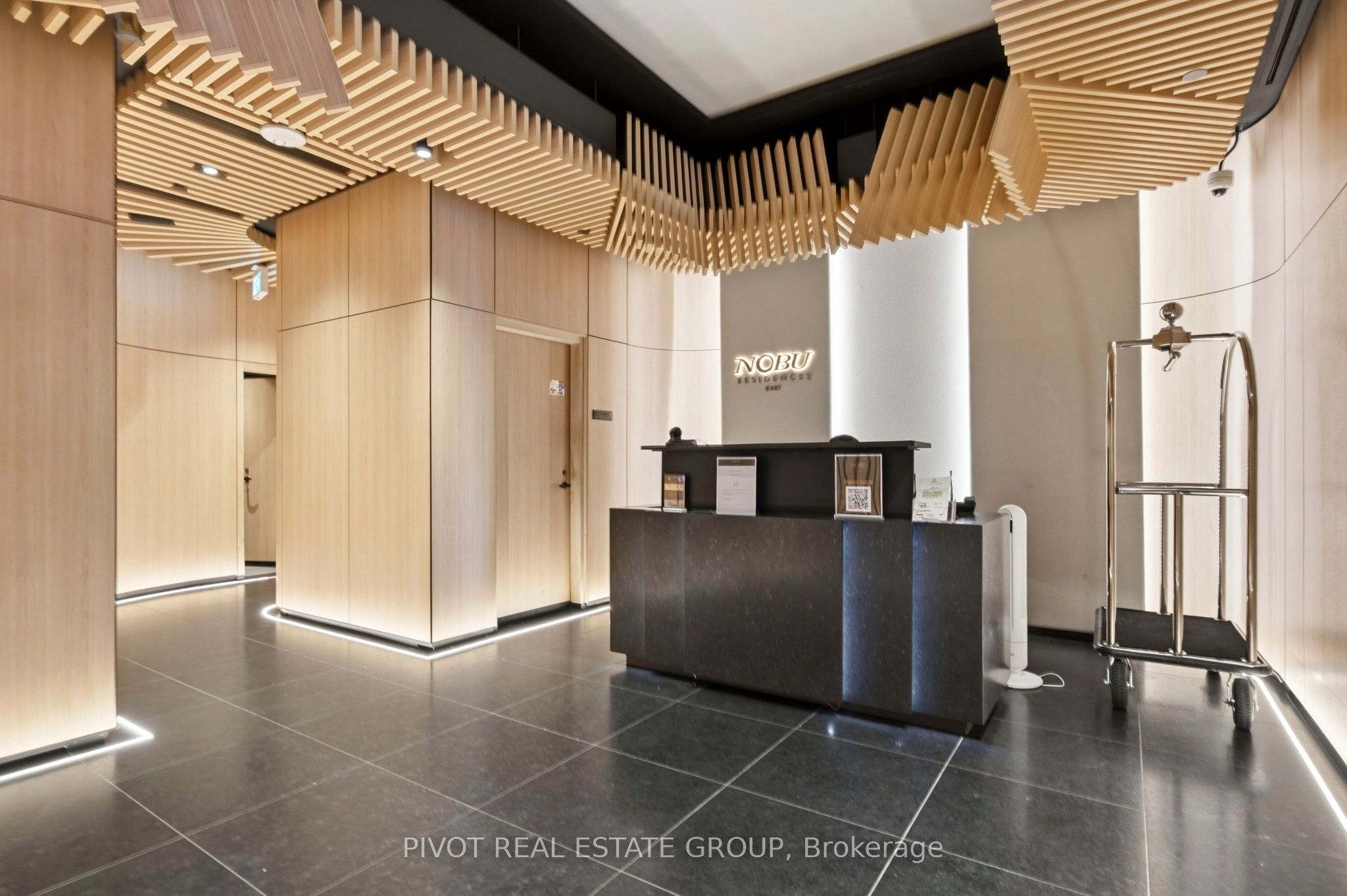 15 Mercer Street 1206, Toronto, ON M5V 0T8 photo 3