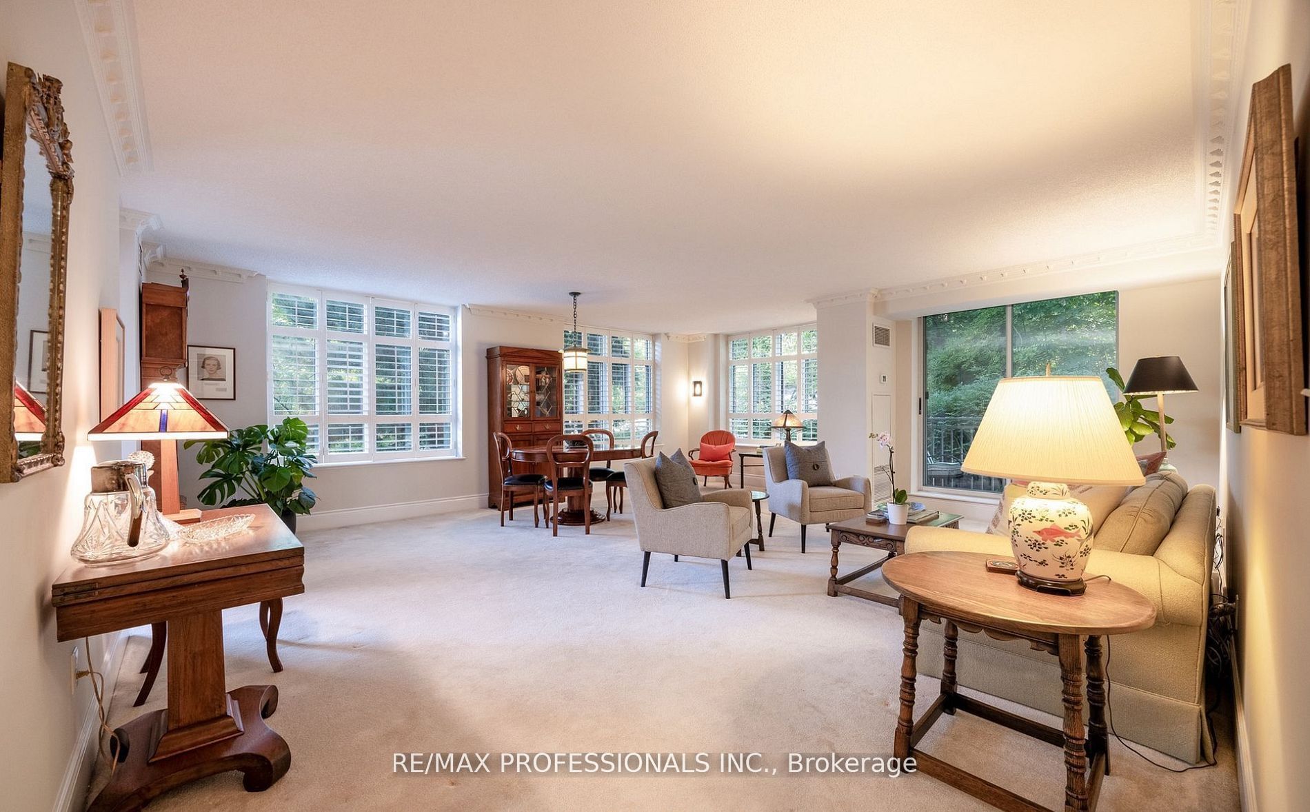 75 York Mills Road 303, Toronto, ON M2P 2E7 photo 3