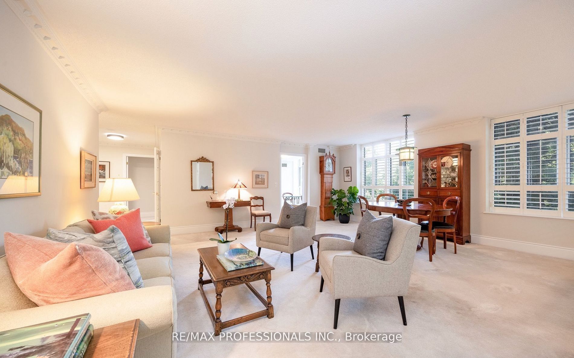 75 York Mills Road 303, Toronto, ON M2P 2E7 photo 4